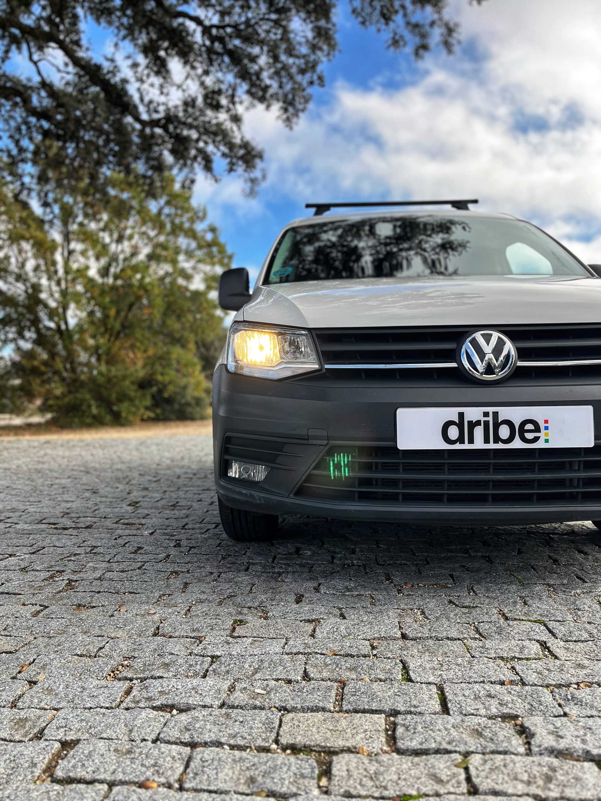 VENDIDA: VOLKSWAGEN CADDY FURGÓN 2.0 TDI 75CV