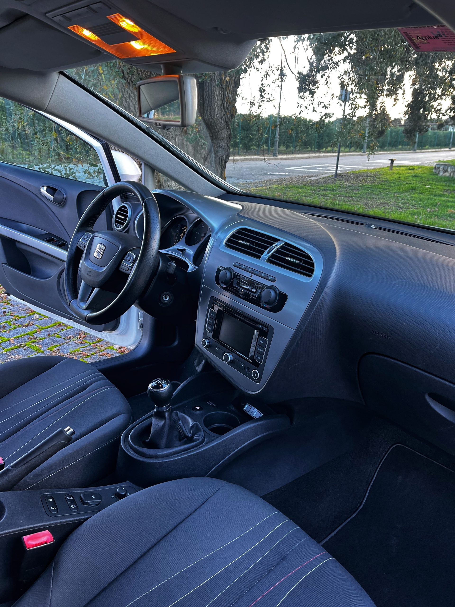 VENDIDO: SEAT LEON STYLE COPA 1.6 TDI 105CV