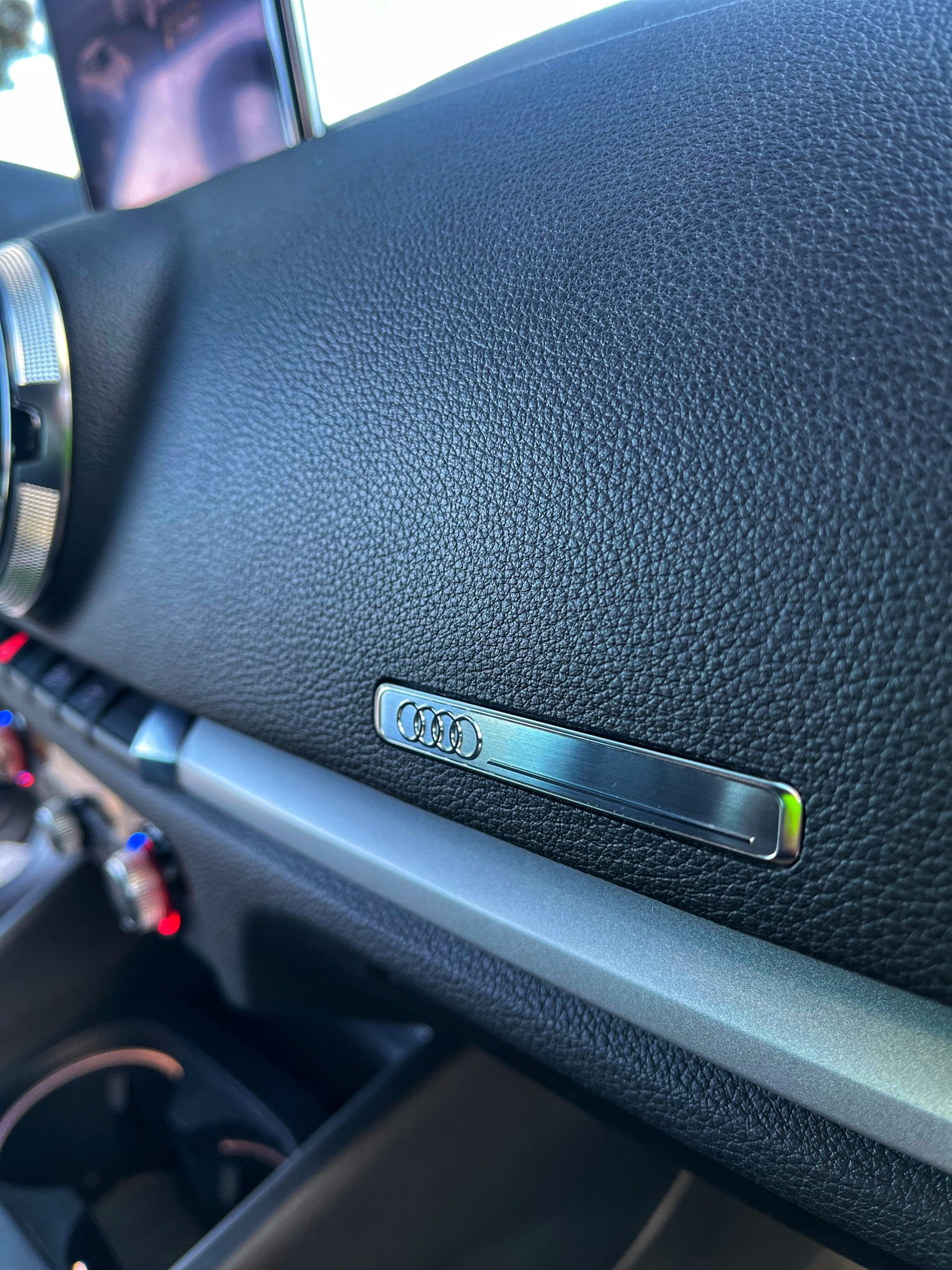 VENDIDO: AUDI A3 SPORTBACK DESIGN 1.6 TDI 116CV