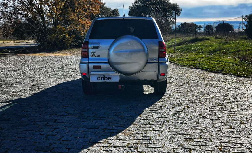 VENDIDO: Toyota Rav4 Sol 2.0 D-4D 116CV 4X4