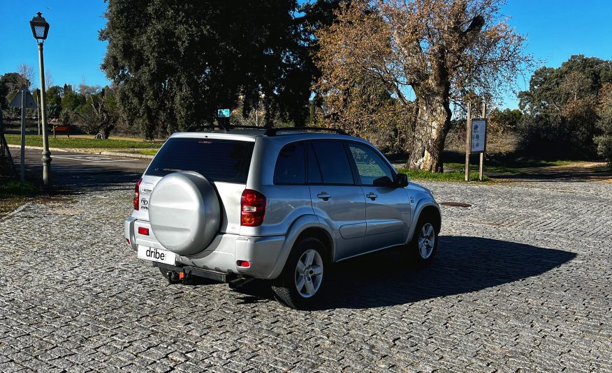 VENDIDO: Toyota Rav4 Sol 2.0 D-4D 116CV 4X4