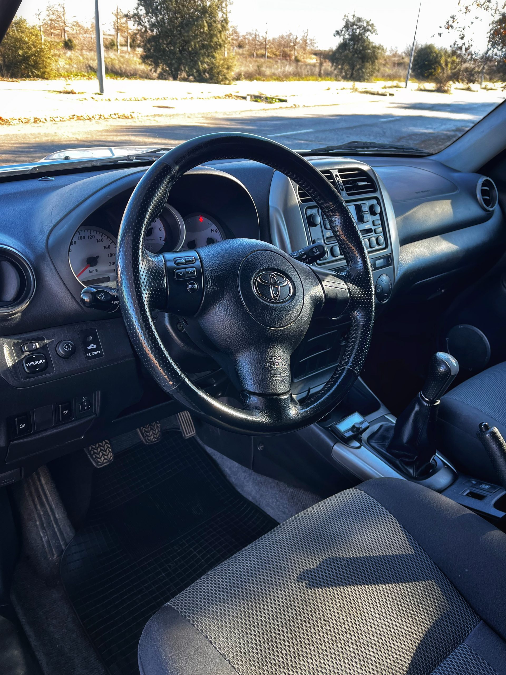 VENDIDO: Toyota Rav4 Sol 2.0 D-4D 116CV 4X4