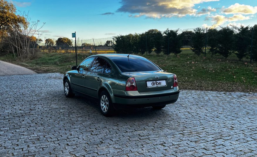VENDIDO: VOLKSWAGEN PASSAT HIGHLINE 1.9 TDI 130CV