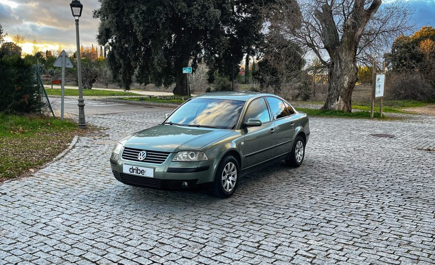 VENDIDO: VOLKSWAGEN PASSAT HIGHLINE 1.9 TDI 130CV