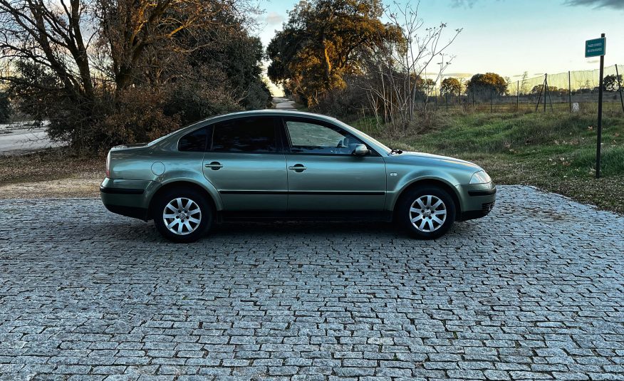VENDIDO: VOLKSWAGEN PASSAT HIGHLINE 1.9 TDI 130CV