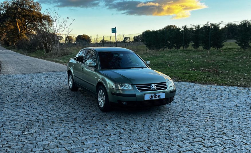 VENDIDO: VOLKSWAGEN PASSAT HIGHLINE 1.9 TDI 130CV