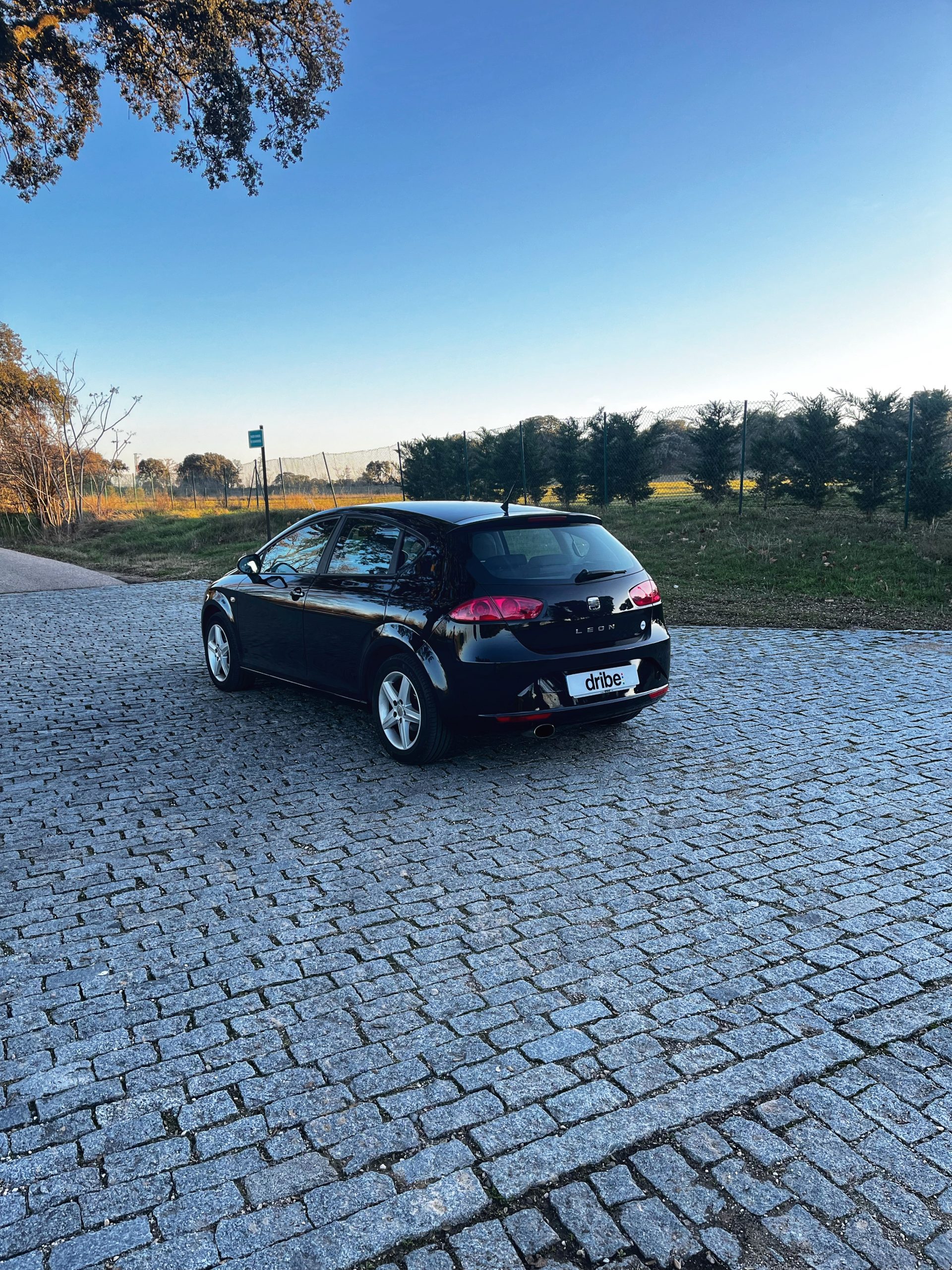 VENDIDO: SEAT LEON REFERENCE 1.6 TDI 105CV