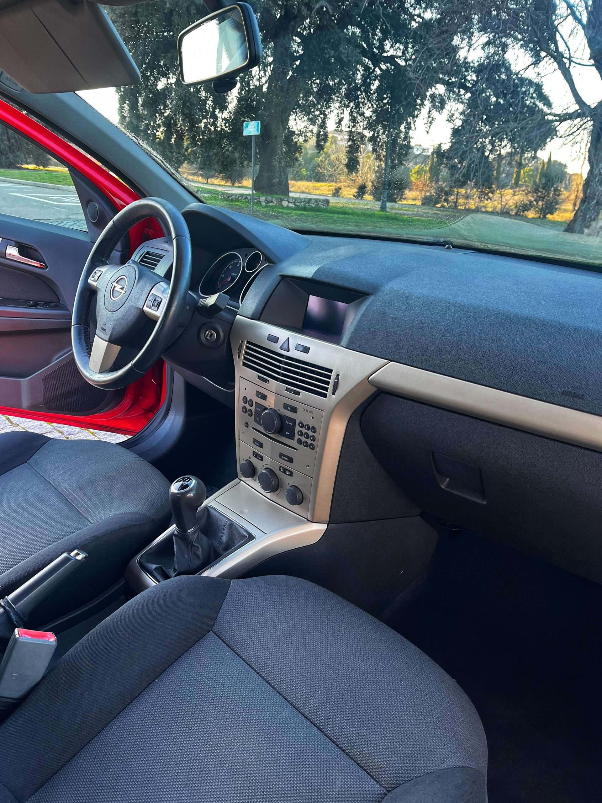 VENDIDO – OPEL ASTRA ENJOY 1.7 CDTI 100CV