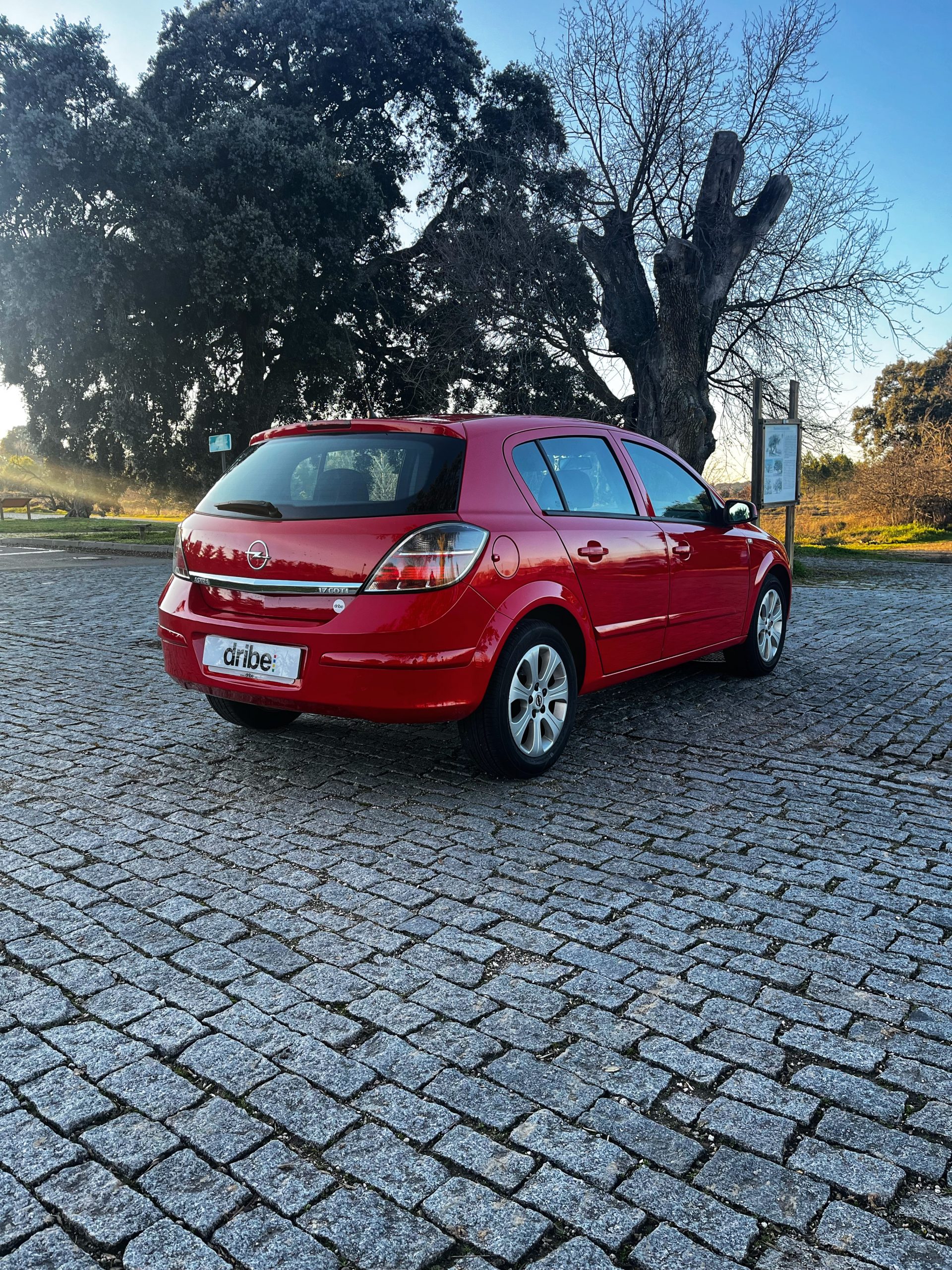 VENDIDO – OPEL ASTRA ENJOY 1.7 CDTI 100CV