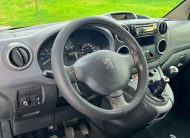 VENDIDO: PEUGEOT PARTNER TEPEE COMBI 1.6 HDI 90CV