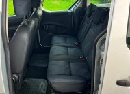 VENDIDO: PEUGEOT PARTNER TEPEE COMBI 1.6 HDI 90CV