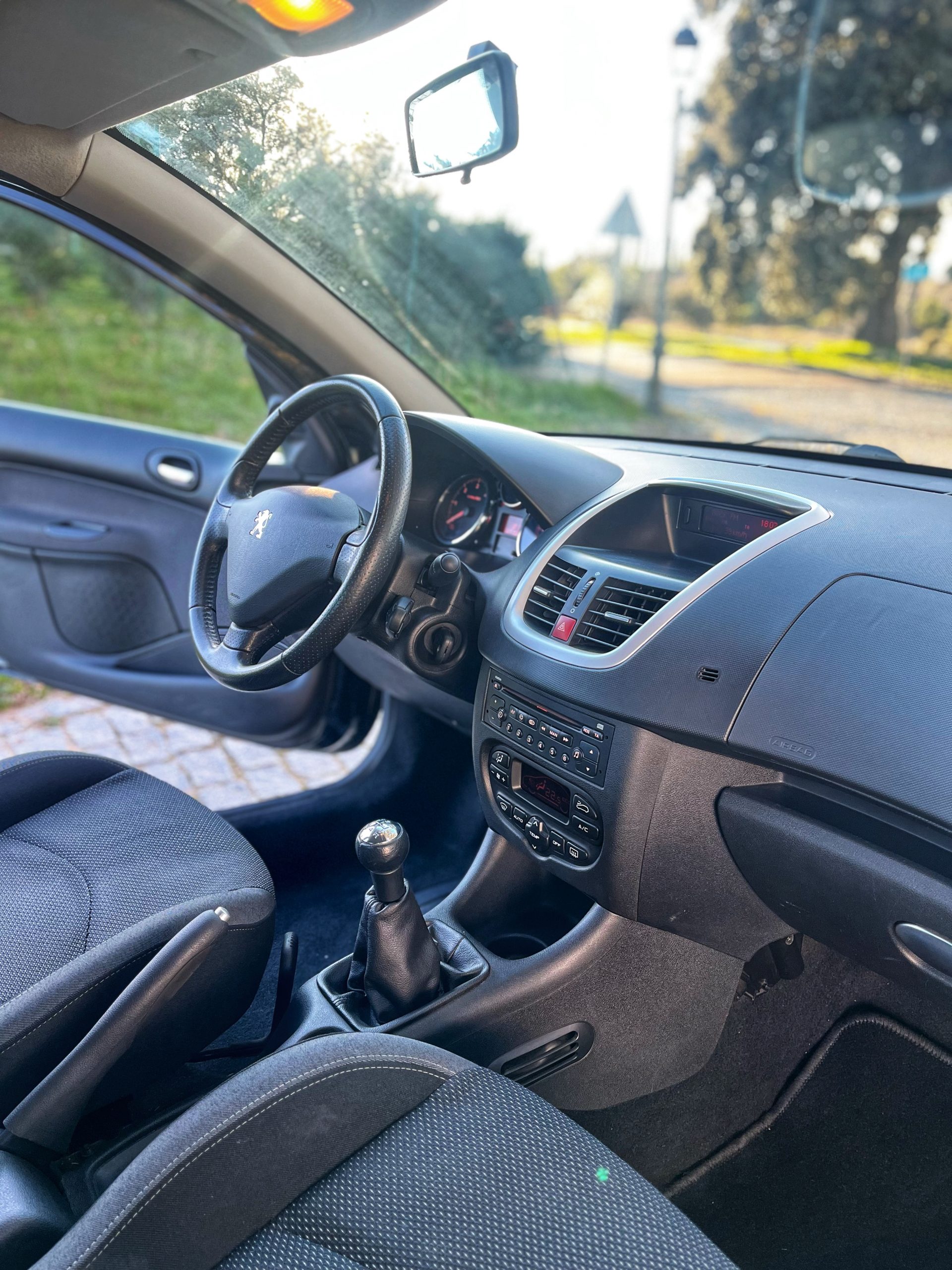 VENDIDO: Peugeot 206+ 1.4 HDI 70cv