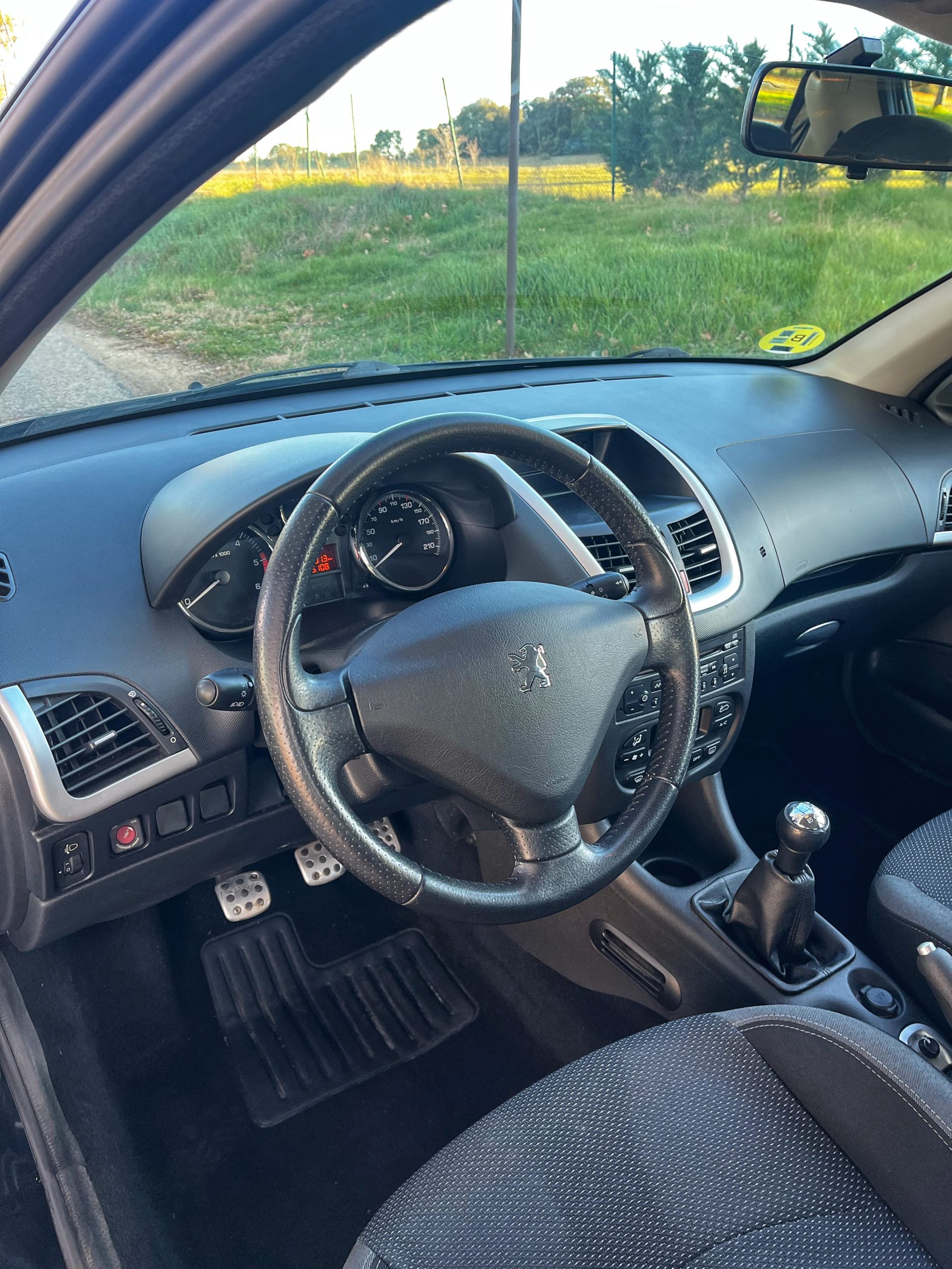 VENDIDO: Peugeot 206+ 1.4 HDI 70cv