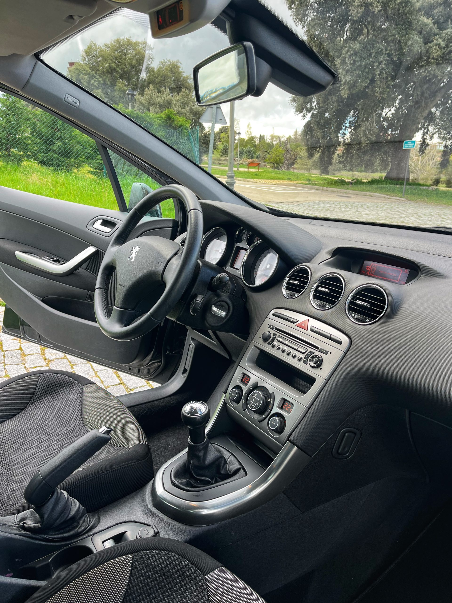 VENDIDO: PEUGEOT 308 PREMIUM 1.6 VTi 120cv