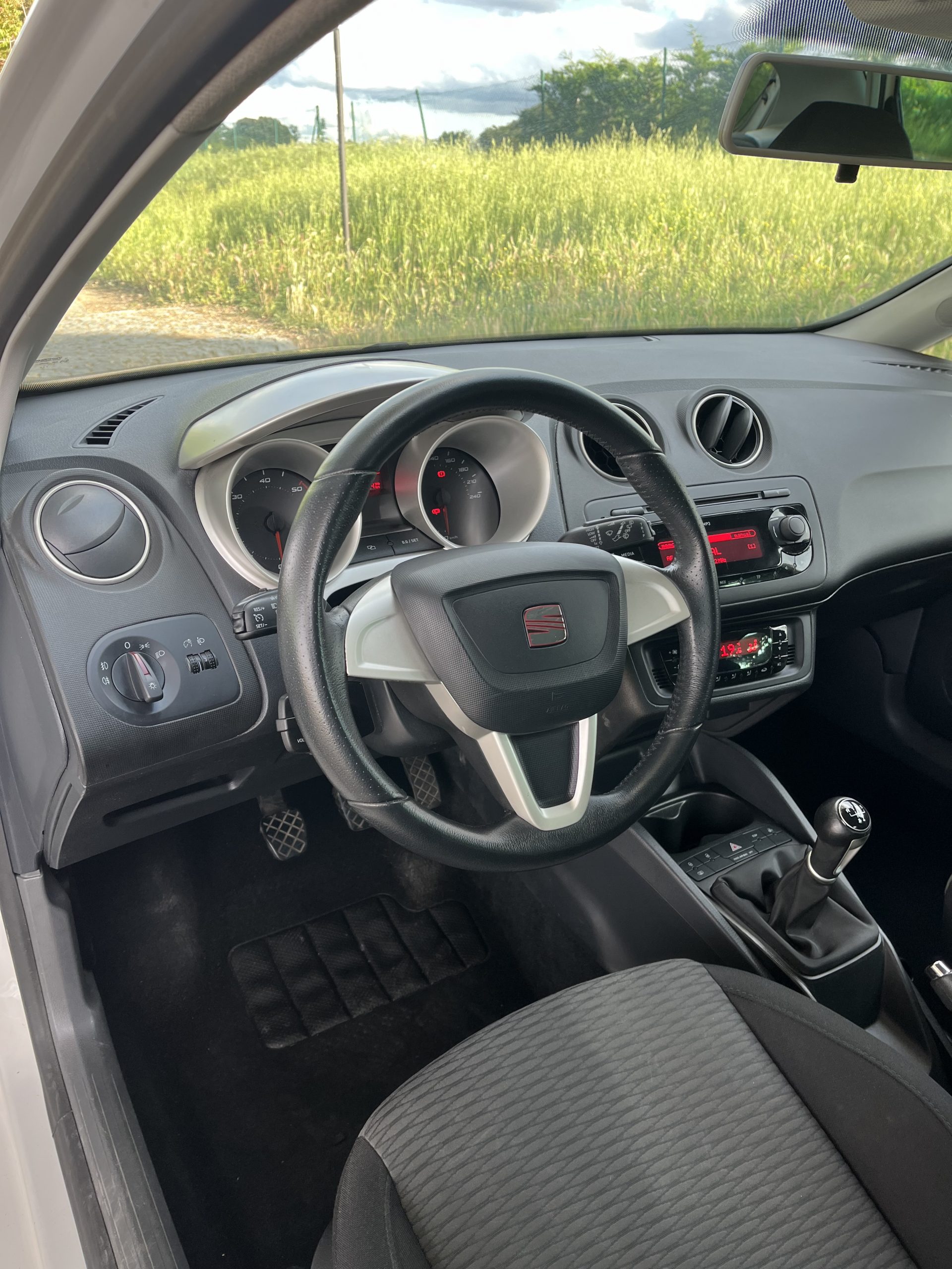 VENDIDO: Seat Ibiza Sport 1.6 TDI 105cv