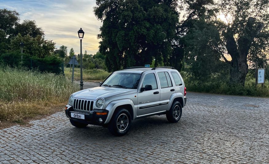 VENDIDO: Jeep Cherokee Sport 2.5CRD 143CV 4X4