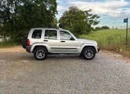 VENDIDO: Jeep Cherokee Sport 2.5CRD 143CV 4X4