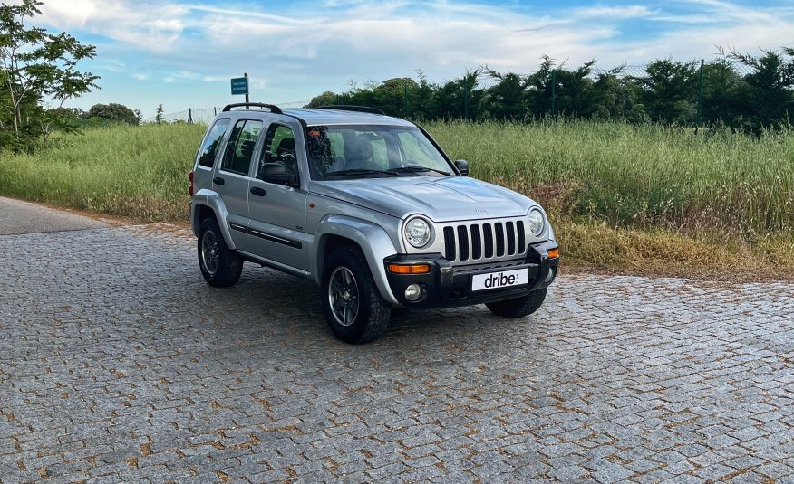 VENDIDO: Jeep Cherokee Sport 2.5CRD 143CV 4X4