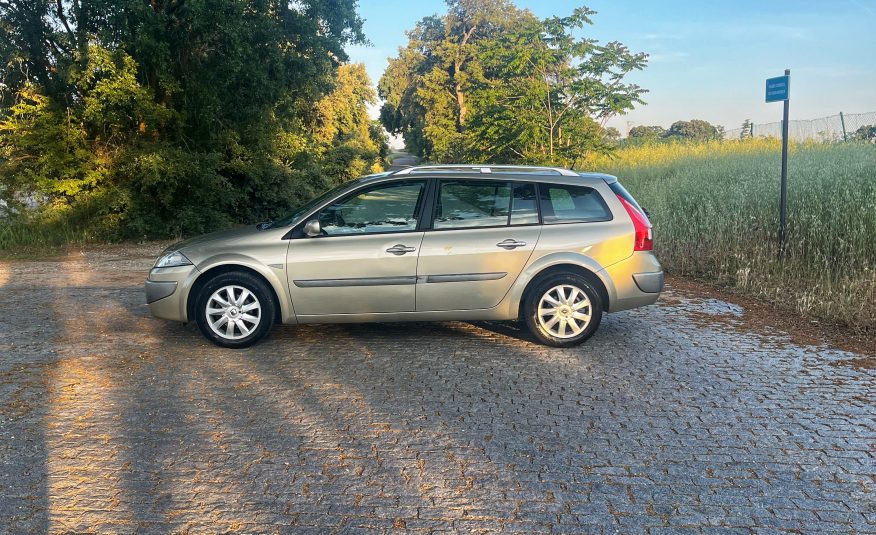 VENDIDO: Renault Megane Grand Tour Dynamique dCI 105cv
