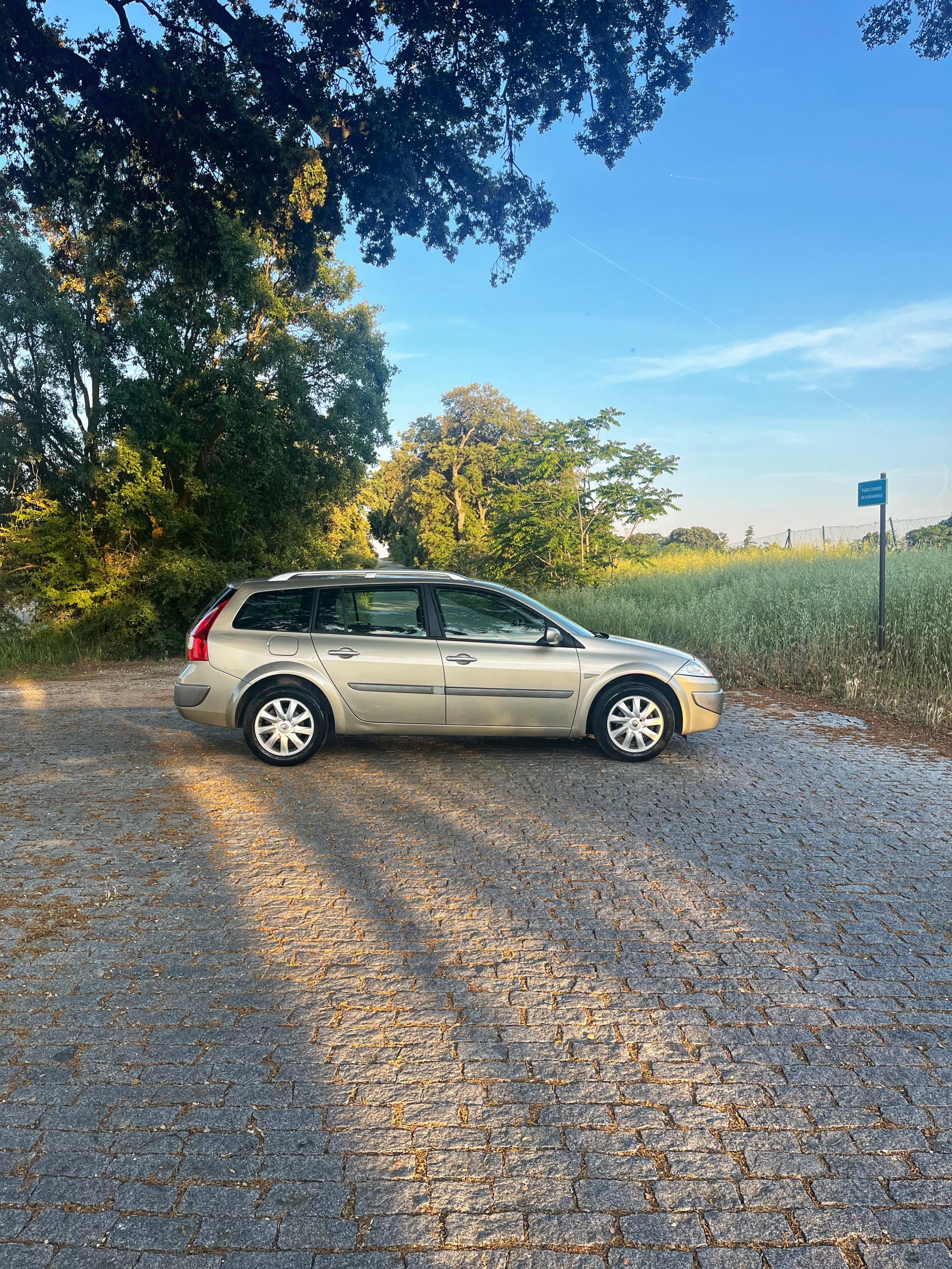 VENDIDO: Renault Megane Grand Tour Dynamique dCI 105cv
