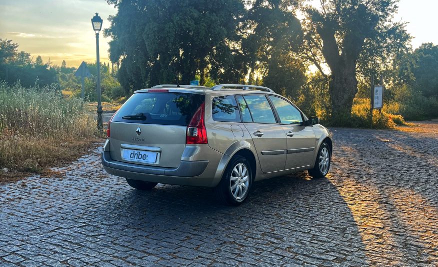 VENDIDO: Renault Megane Grand Tour Dynamique dCI 105cv