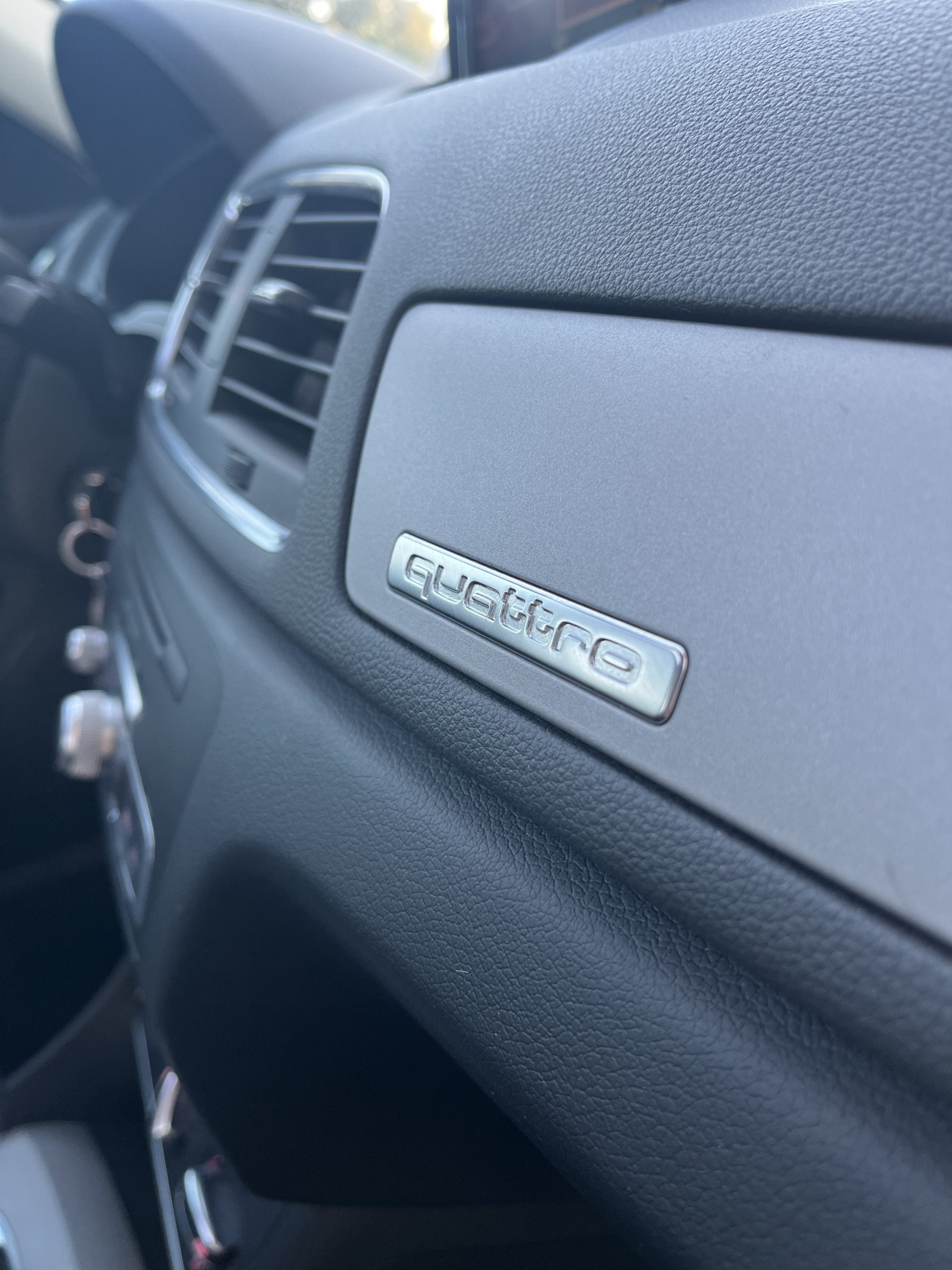 VENDIDO: Audi Q3 Advance 2.0 TDI 177cv Quattro S Tronic