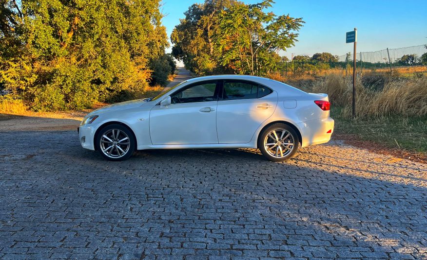 VENDIDO: LEXUS IS 220d SPORT 2.2d 177cv