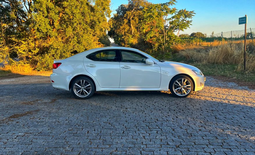 VENDIDO: LEXUS IS 220d SPORT 2.2d 177cv