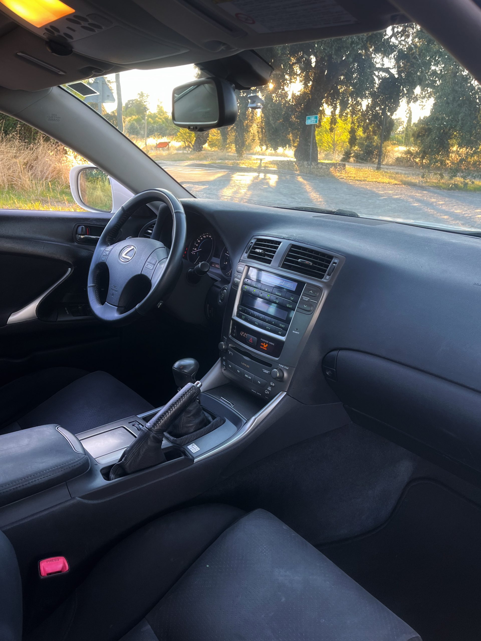 VENDIDO: LEXUS IS 220d SPORT 2.2d 177cv