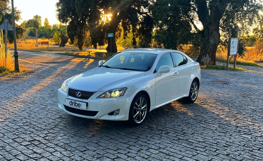 VENDIDO: LEXUS IS 220d SPORT 2.2d 177cv