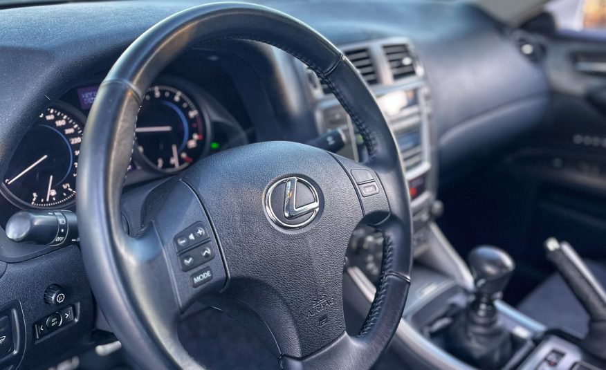 VENDIDO: LEXUS IS 220d SPORT 2.2d 177cv
