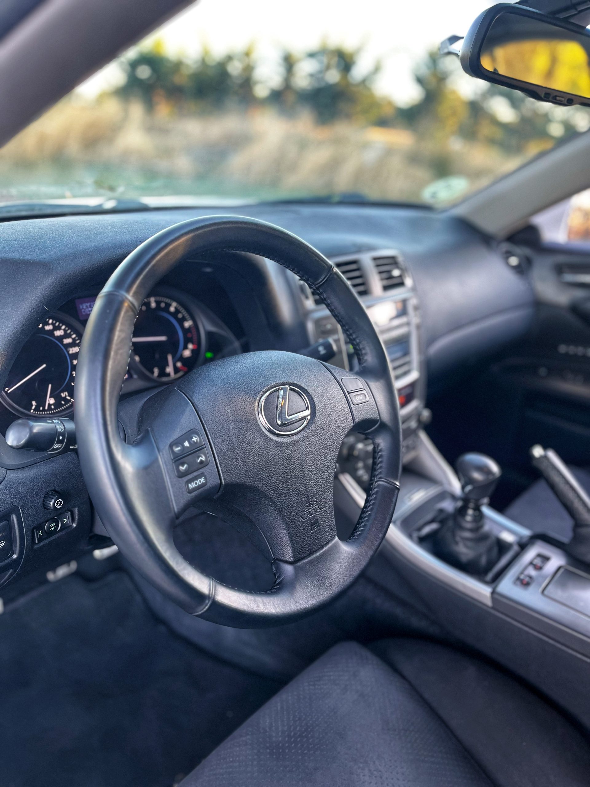 VENDIDO: LEXUS IS 220d SPORT 2.2d 177cv