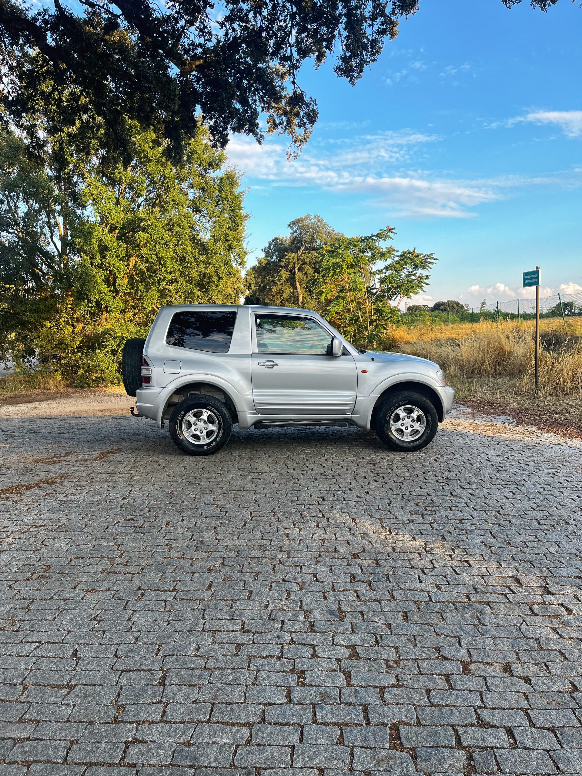 VENDIDO: MITSUBISHI MONTERO GLS 3.2 DID 165CV