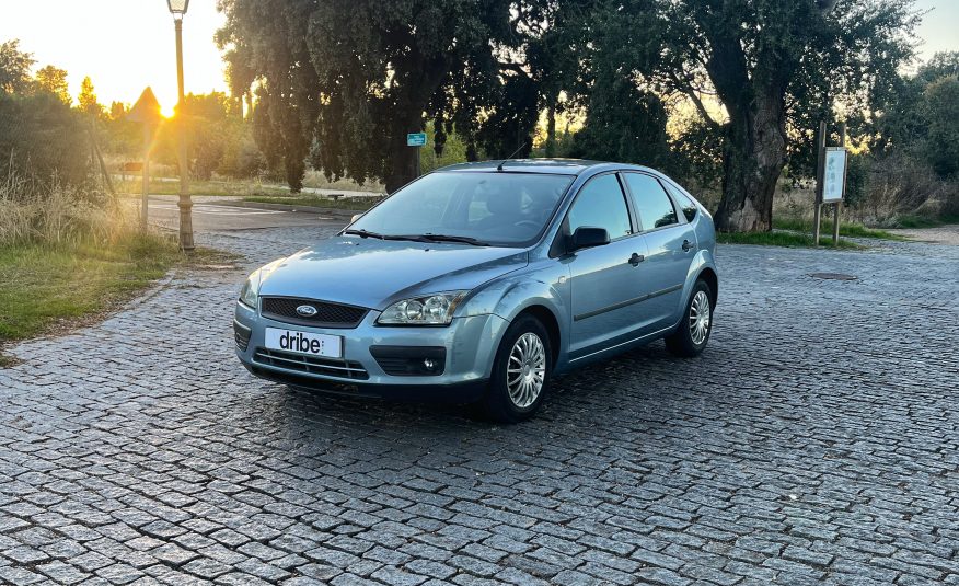 VENDIDO: FORD FOCUS TREND 1.6 100CV