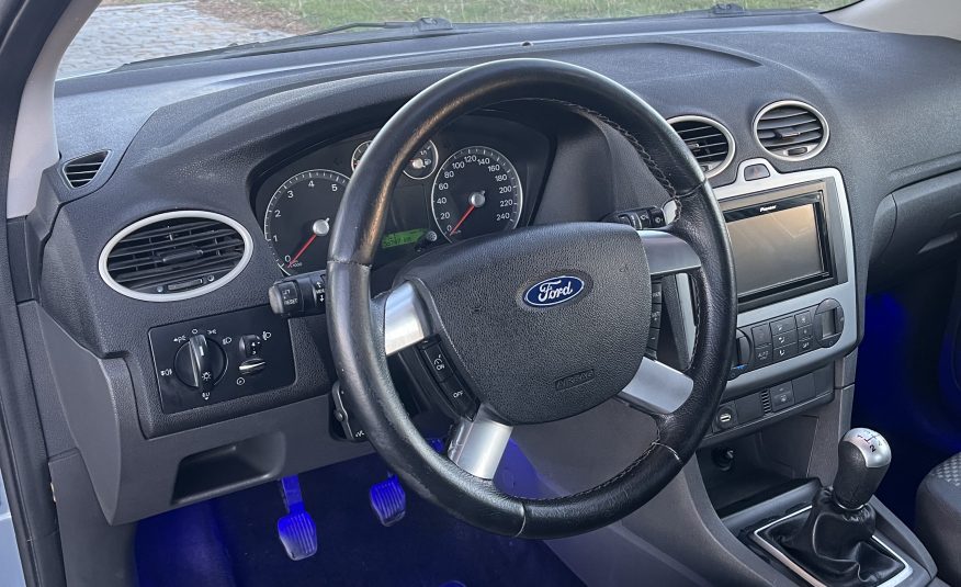 VENDIDO: FORD FOCUS TREND 1.6 100CV
