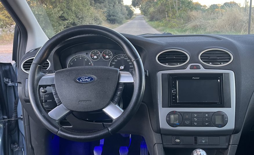 VENDIDO: FORD FOCUS TREND 1.6 100CV