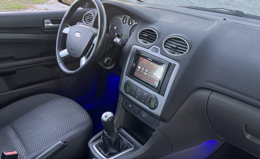 VENDIDO: FORD FOCUS TREND 1.6 100CV