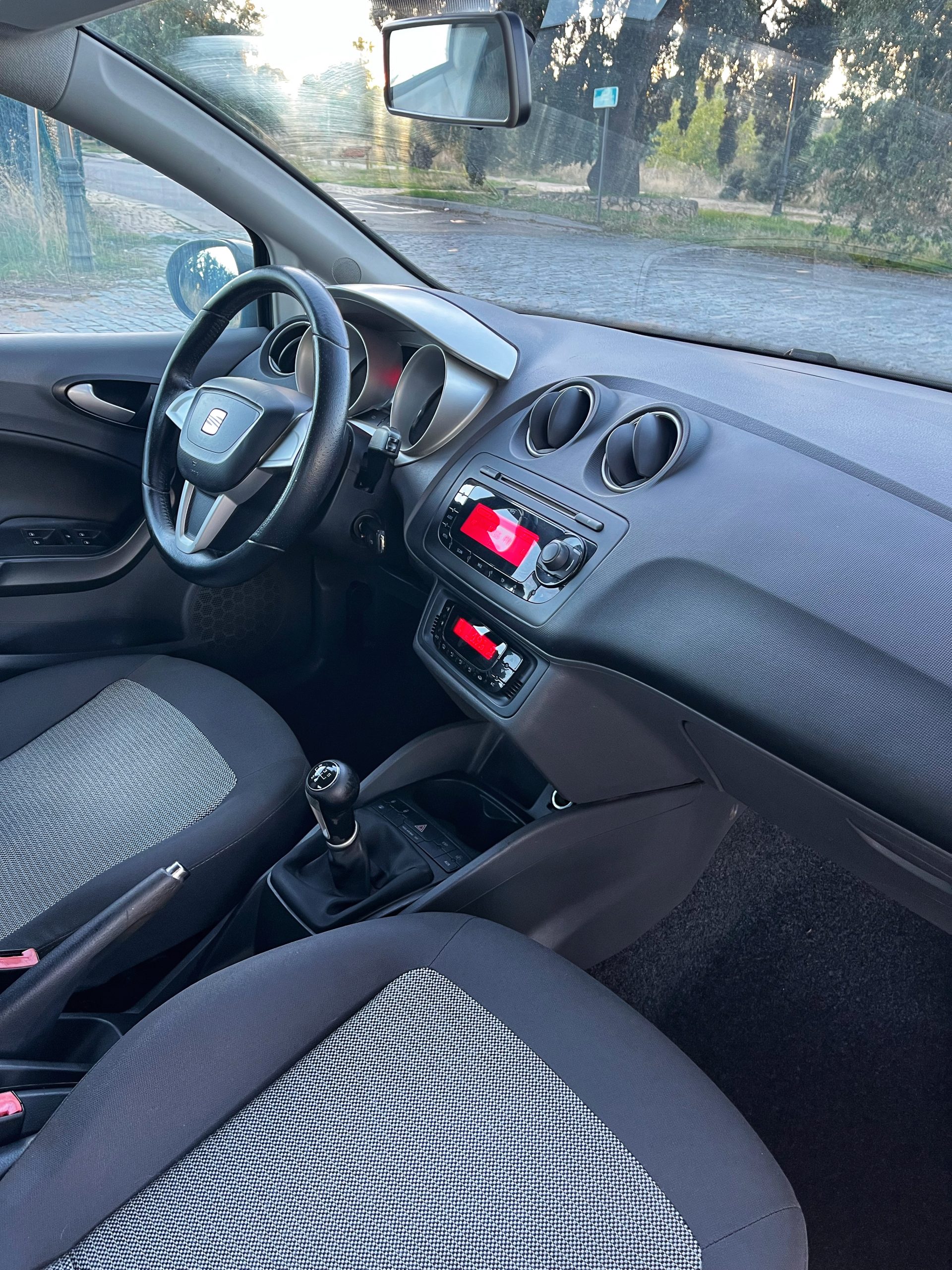 VENDIDO: SEAT IBIZA STYLE 1.6 TDI 105cv