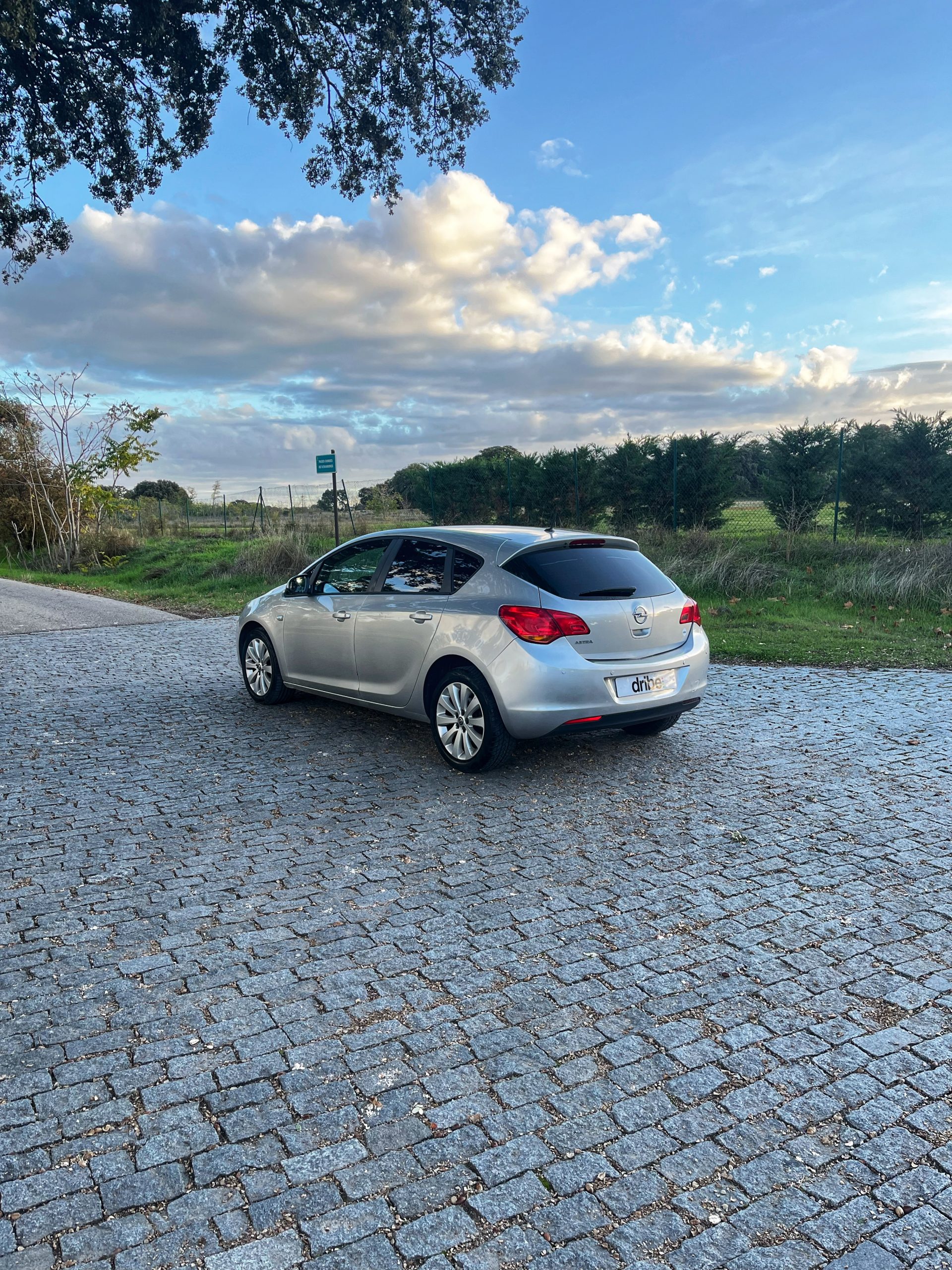 VENDIDO: OPEL ASTRA SPORT 1.6 115CV