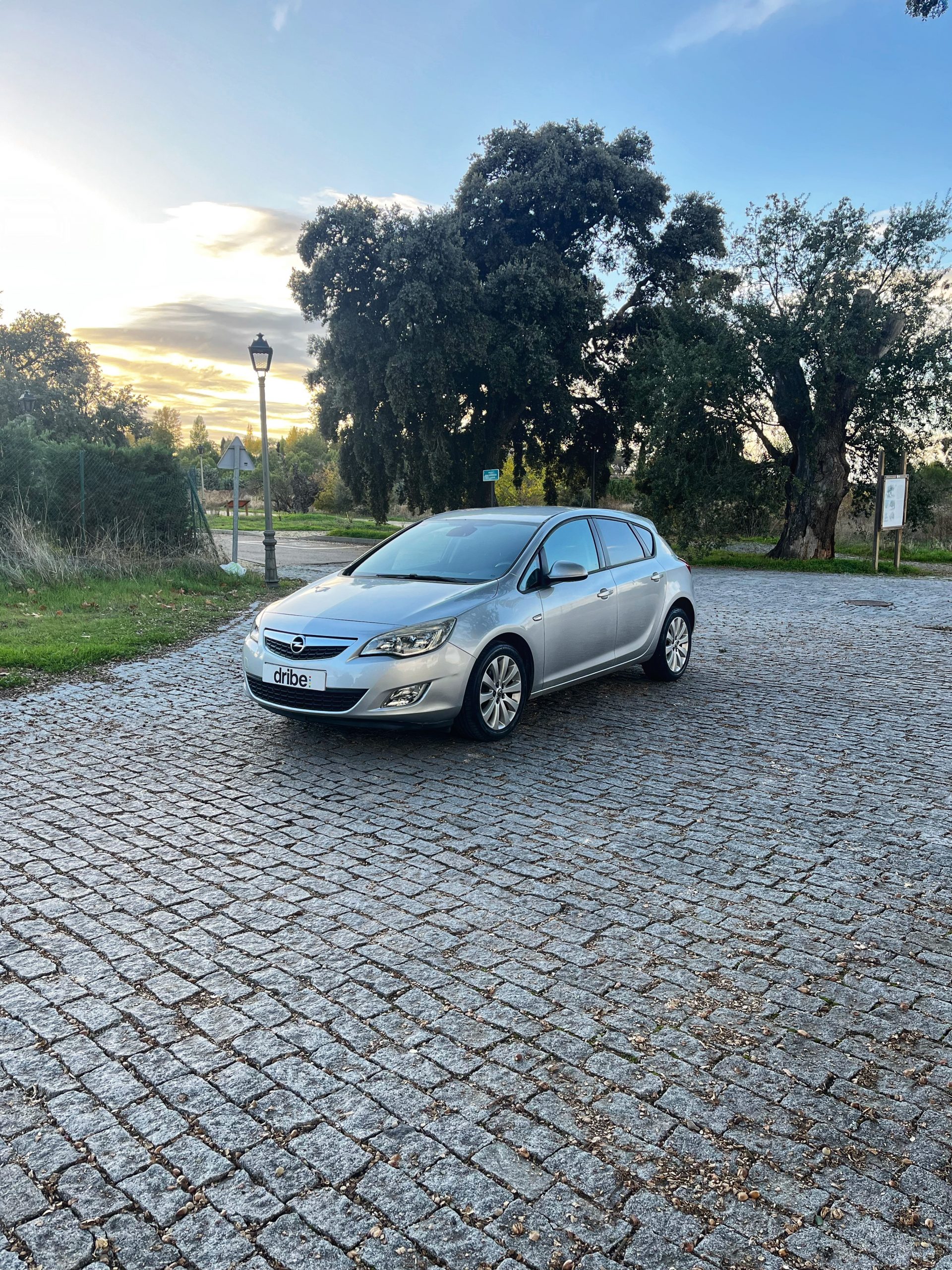 VENDIDO: OPEL ASTRA SPORT 1.6 115CV