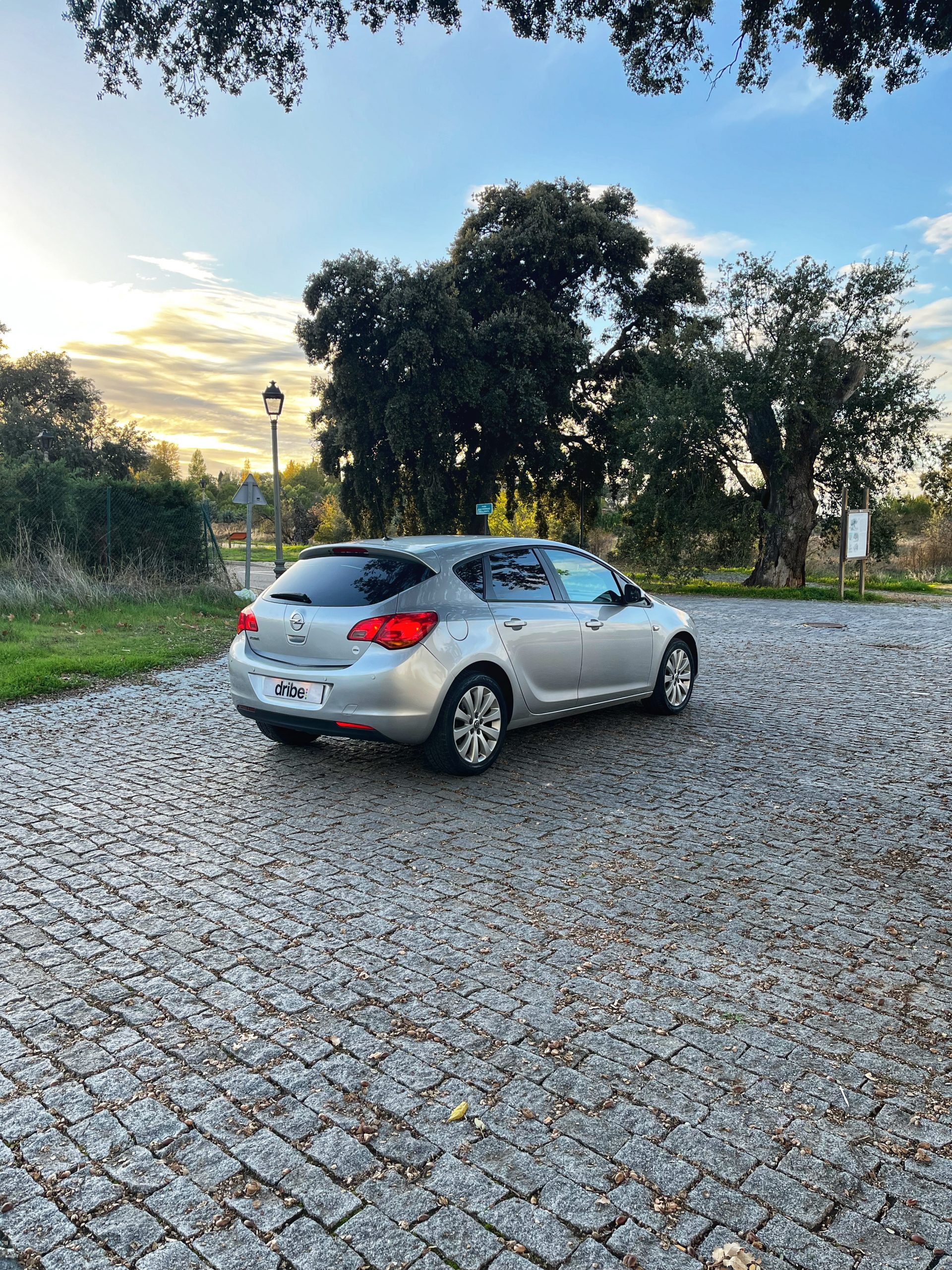 VENDIDO: OPEL ASTRA SPORT 1.6 115CV