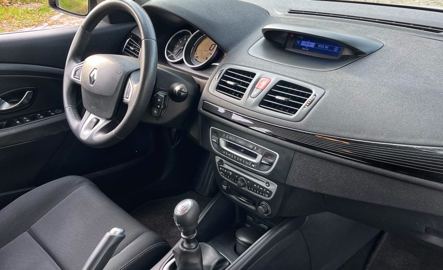 VENDIDO: RENAULT MEGANE EMOTION 1.6 110cv