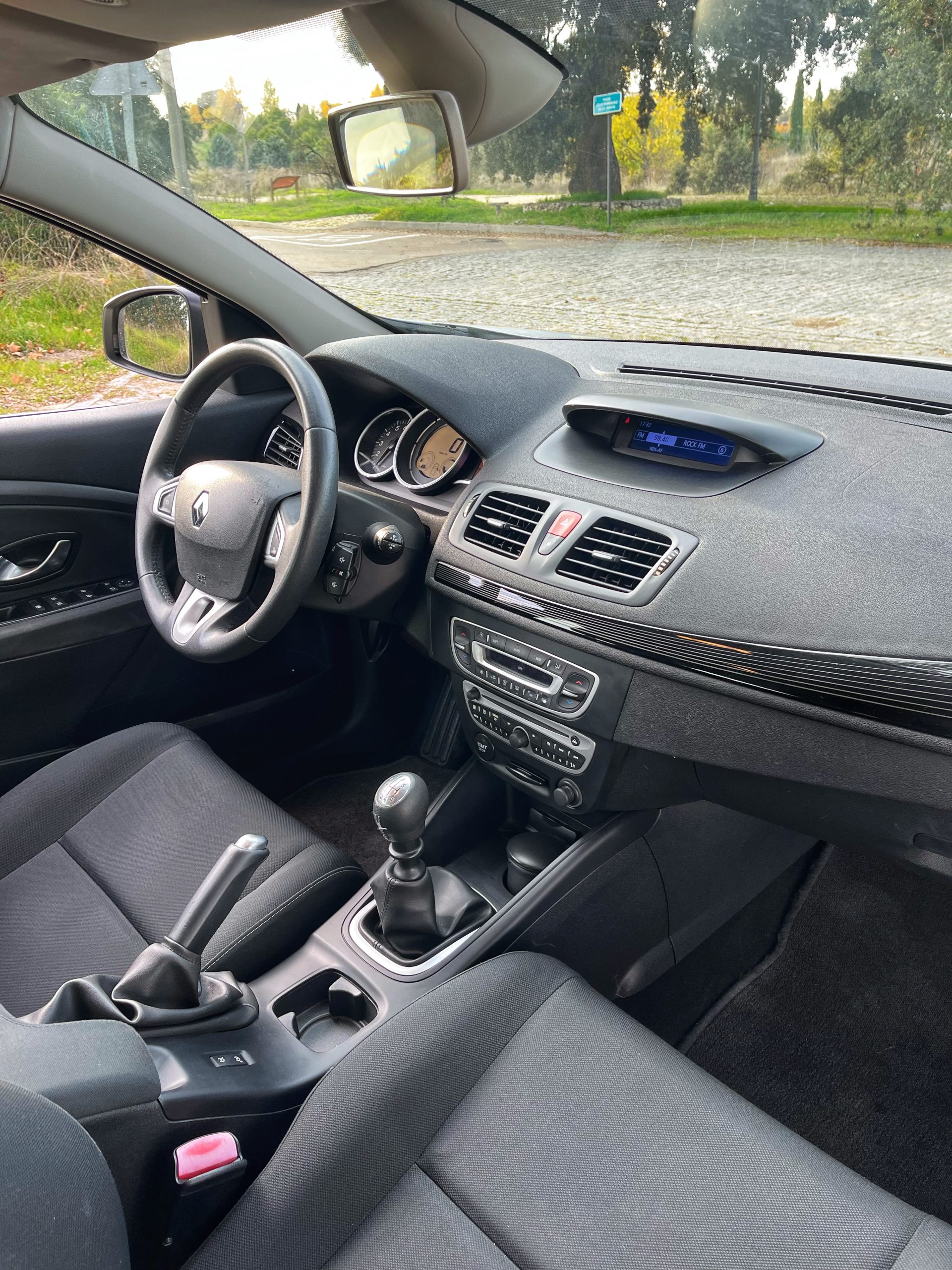 VENDIDO: RENAULT MEGANE EMOTION 1.6 110cv