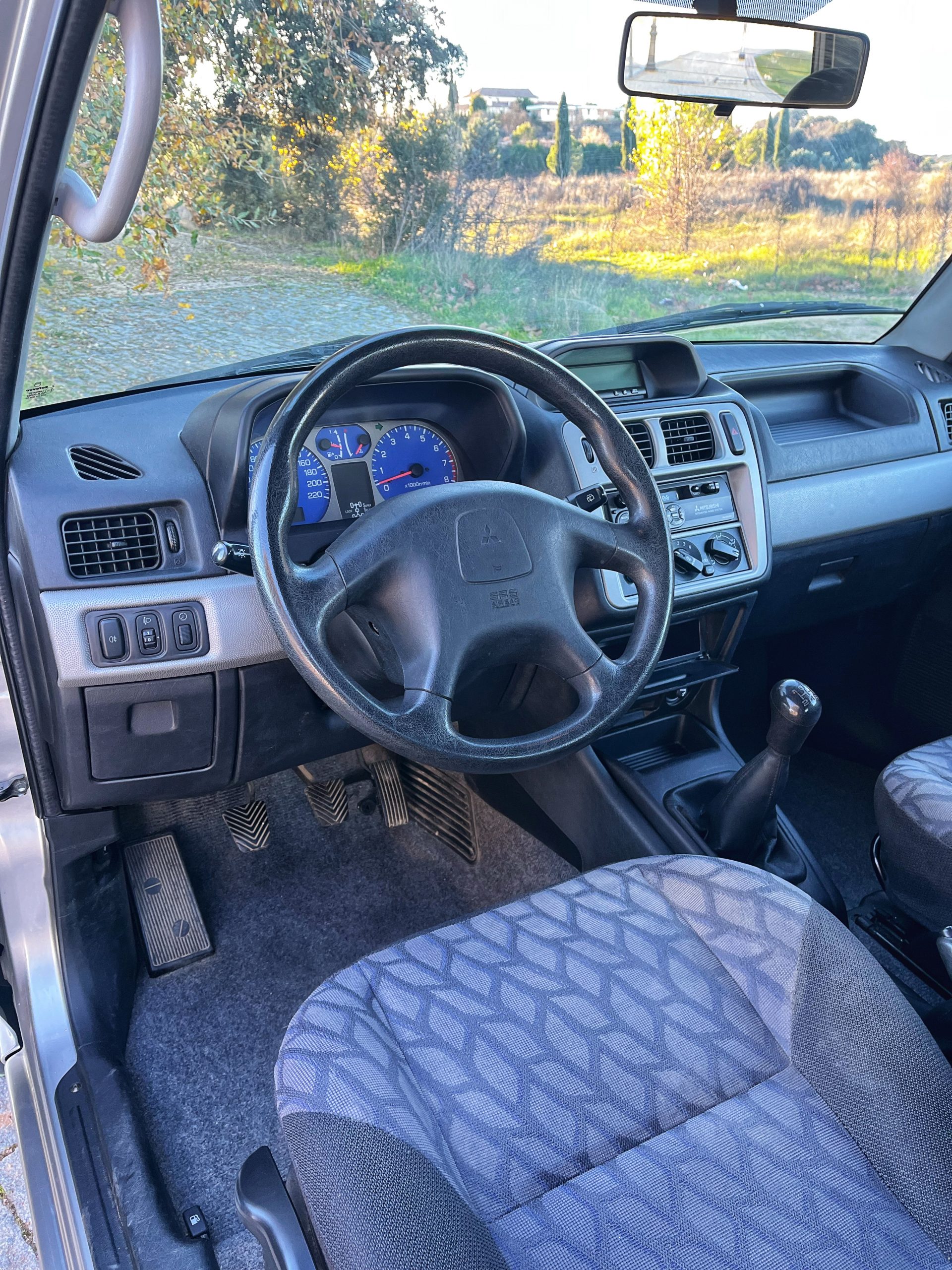 VENDIDO: MITSUBISHI MONTERO iO 1.8 GDI 120CV 4X4