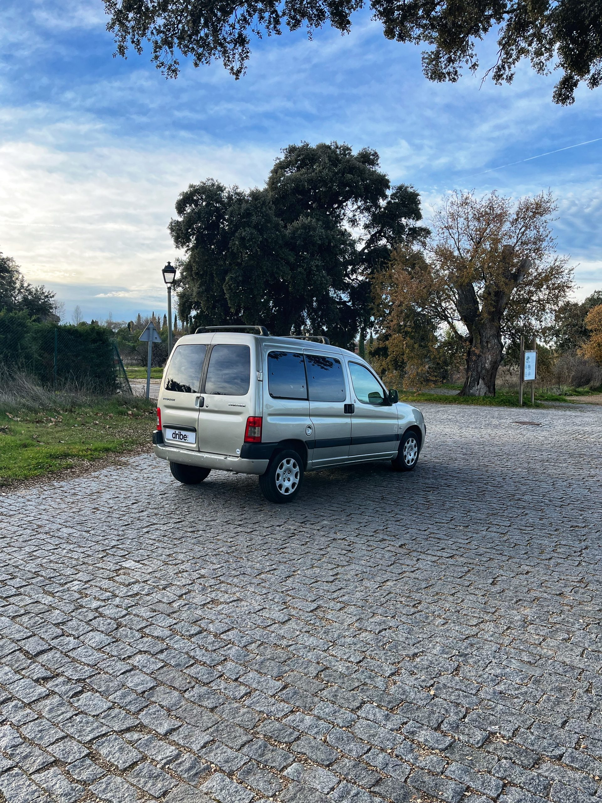 VENDIDA: PEUGEOT PARTNER TOTEM 1.9D 70CV