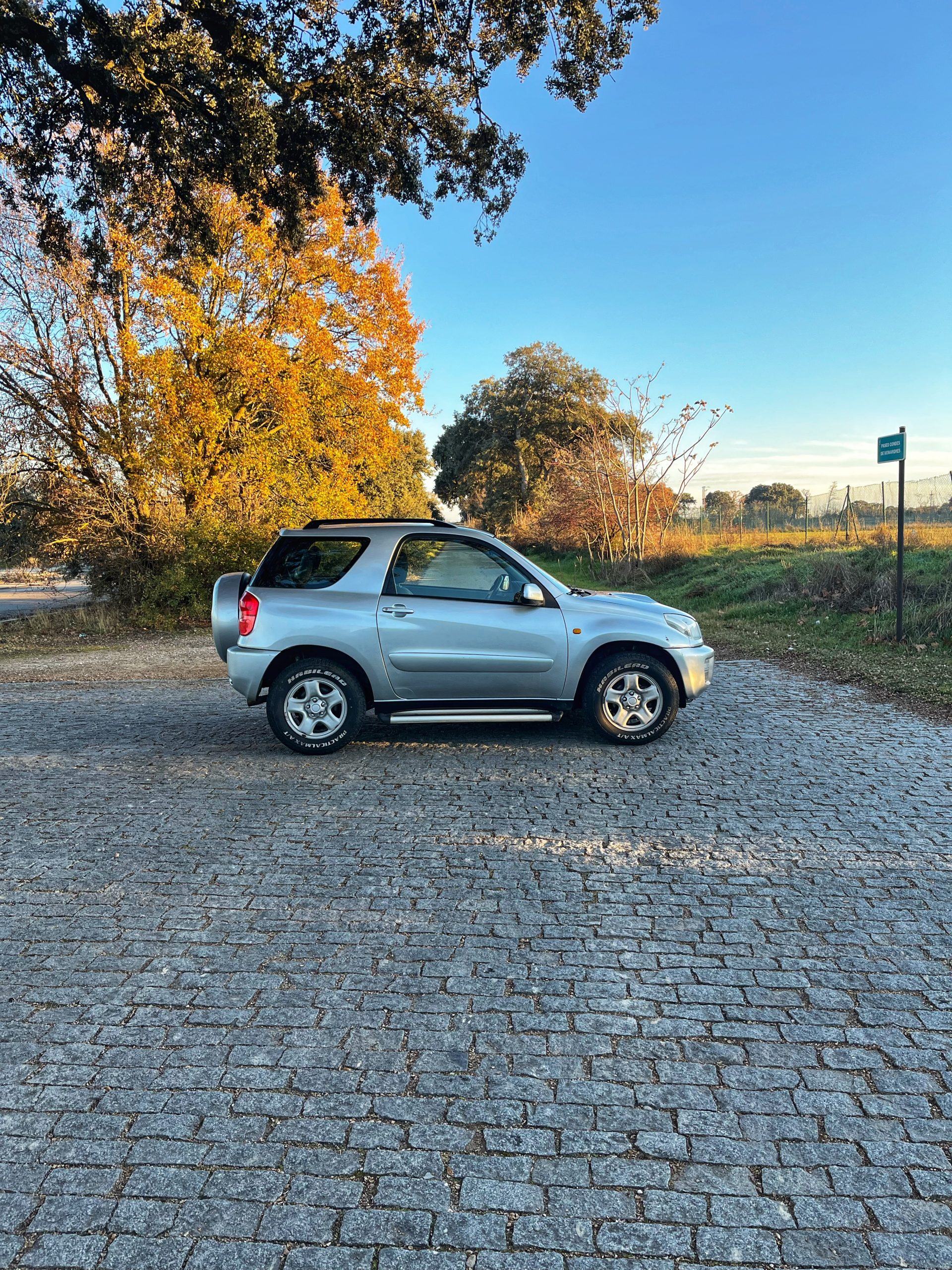 VENDIDO: TOYOTA RAV4 2.0 VVTi 150cv 4×4