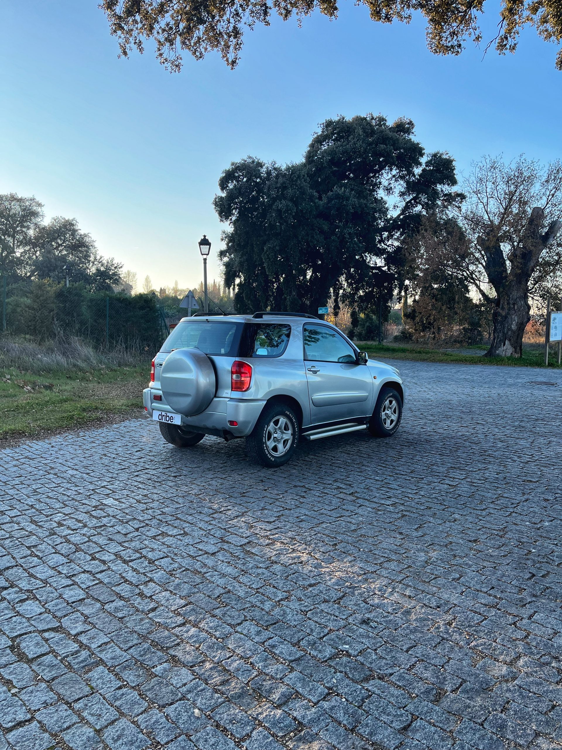 VENDIDO: TOYOTA RAV4 2.0 VVTi 150cv 4×4