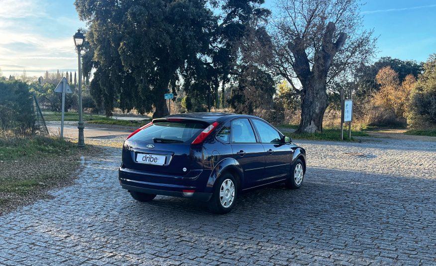 VENDIDO: FORD FOCUS TREND 1.6 100CV
