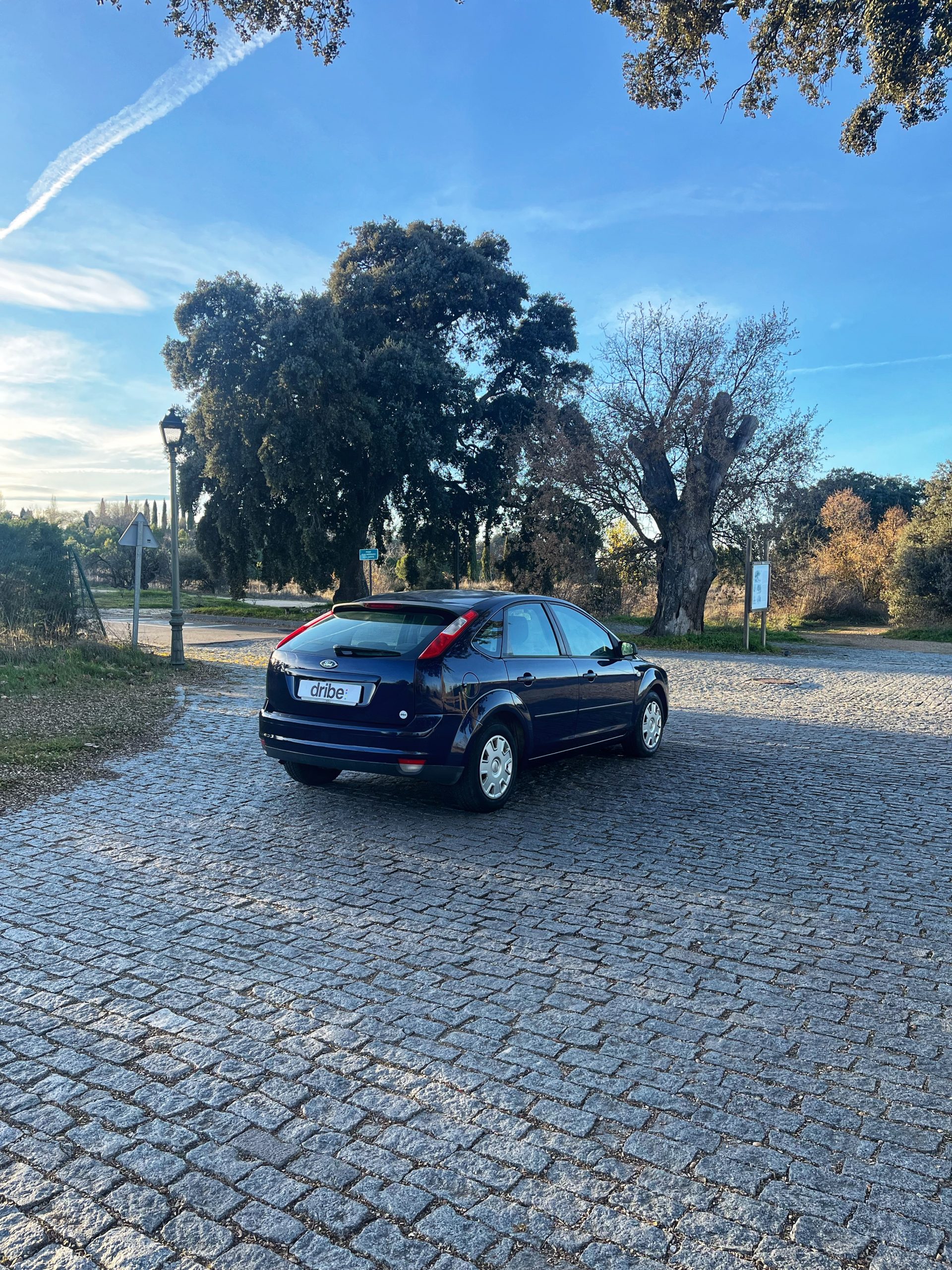 VENDIDO: FORD FOCUS TREND 1.6 100CV