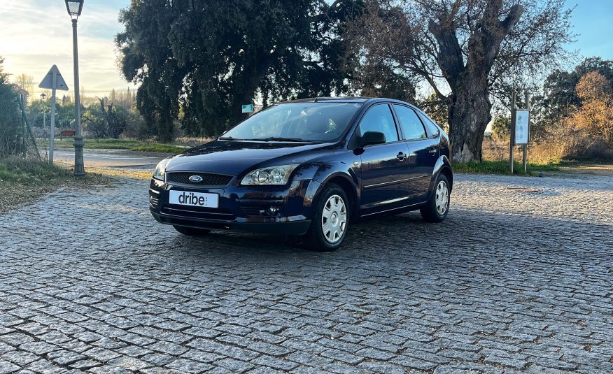 VENDIDO: FORD FOCUS TREND 1.6 100CV